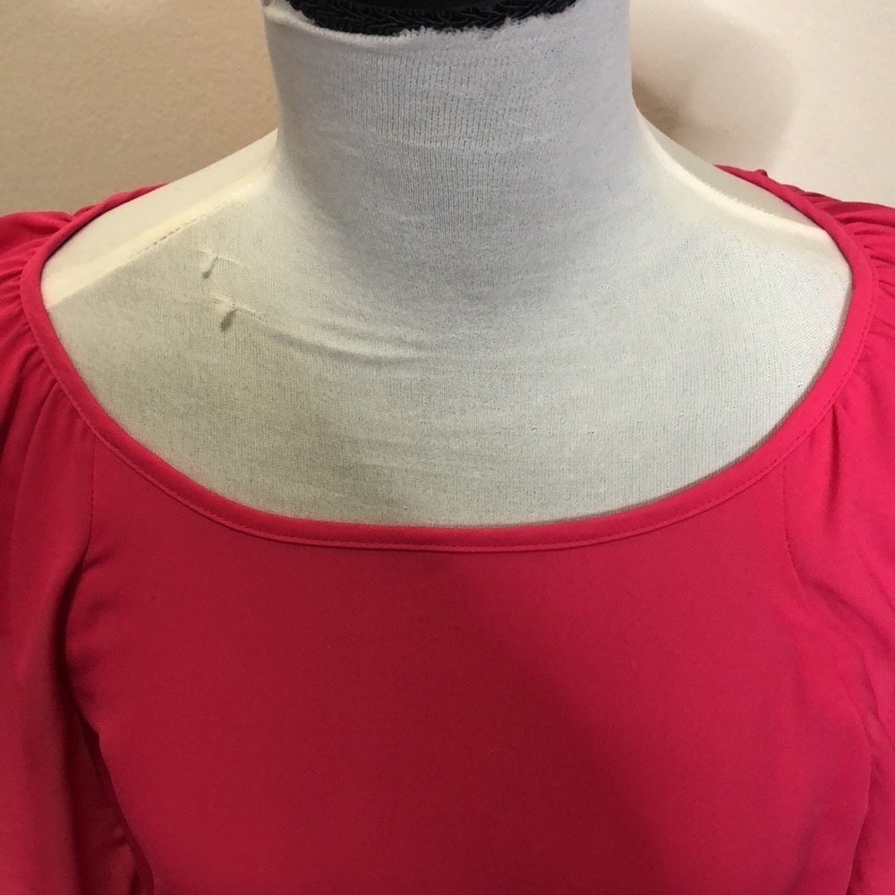 Violet + Claire pink ripple sleeve sheer blouse size medium - Picture 4 of 11